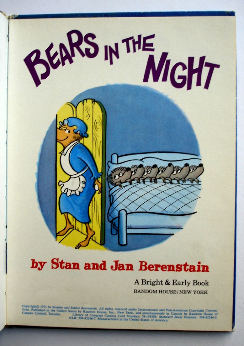 : Bears in the Night: 9780394822860: Berenstain, Stan